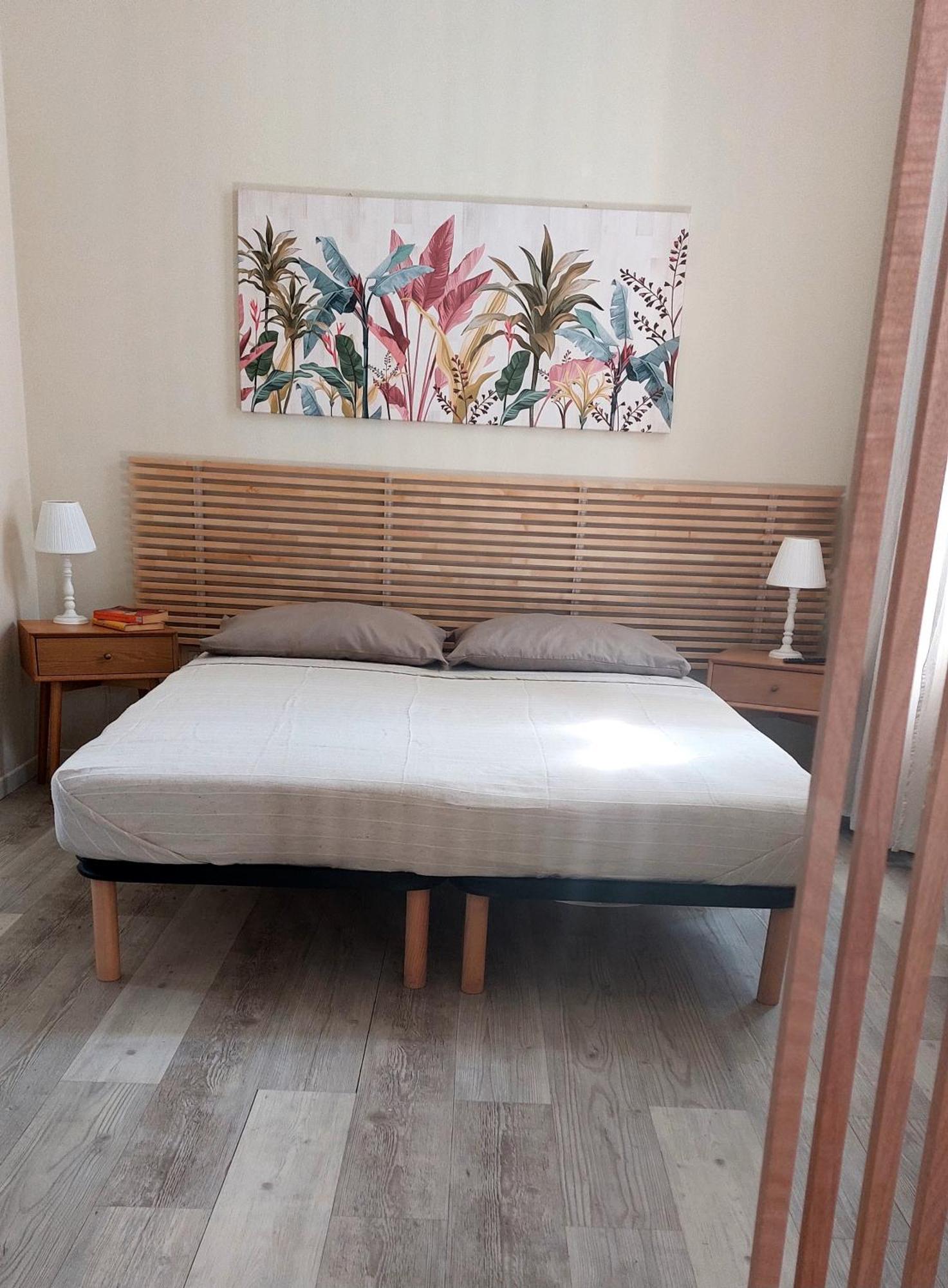 Interno 8 *